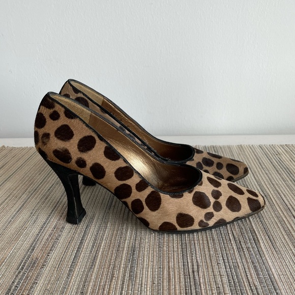 Stuart Weizmann Calf Hair Animal Print Pumps - Picture 6 of 14